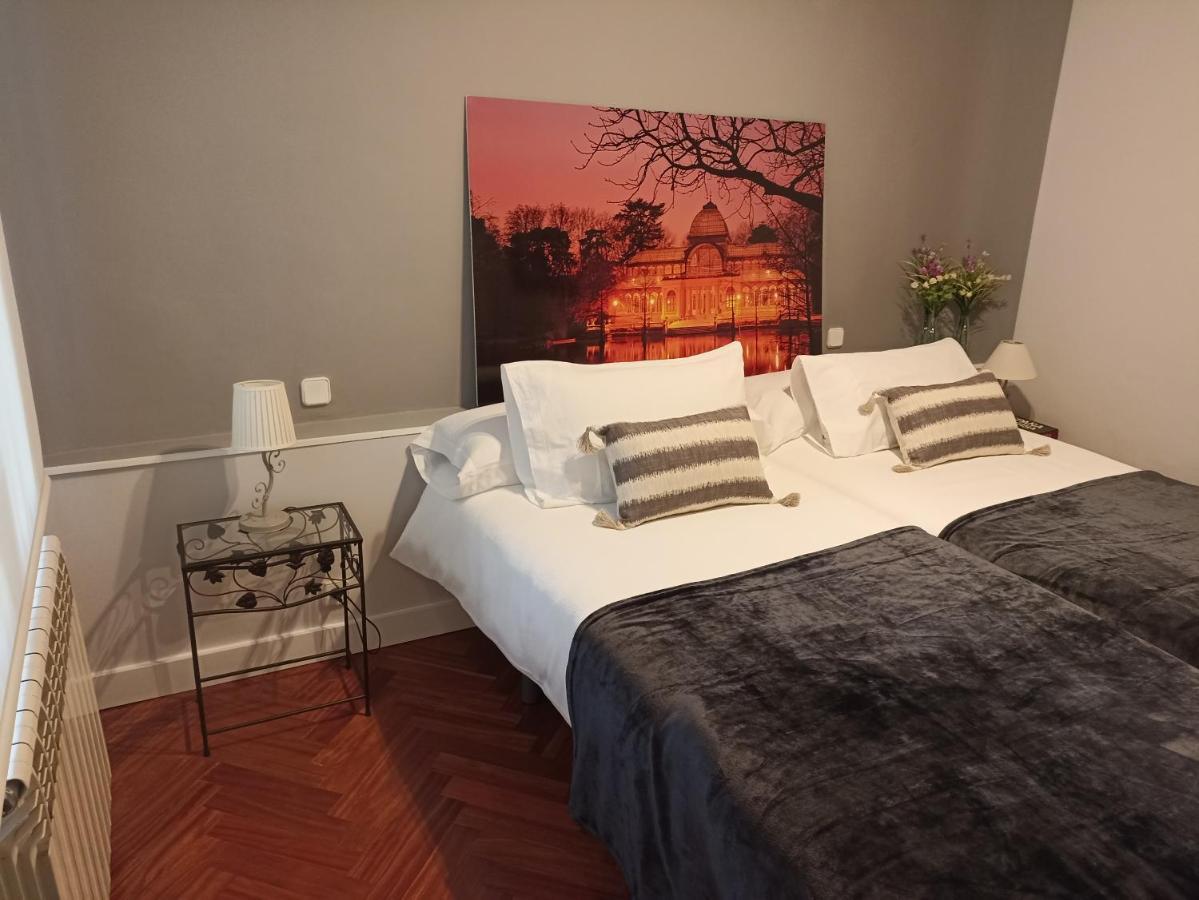 Appartamento Elegante piso junto al Museo del Prado Madrid Esterno foto