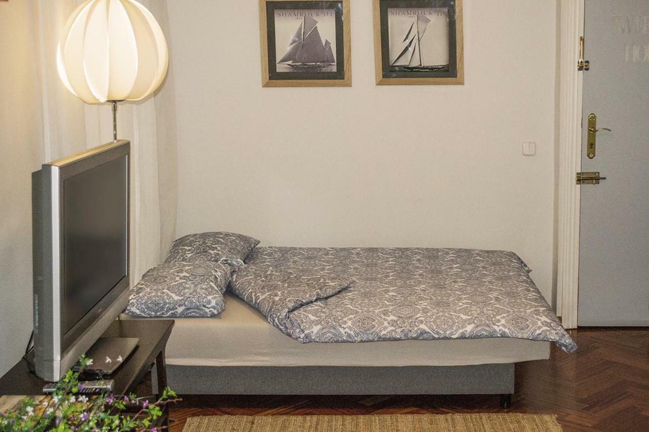 Appartamento Elegante piso junto al Museo del Prado Madrid Esterno foto