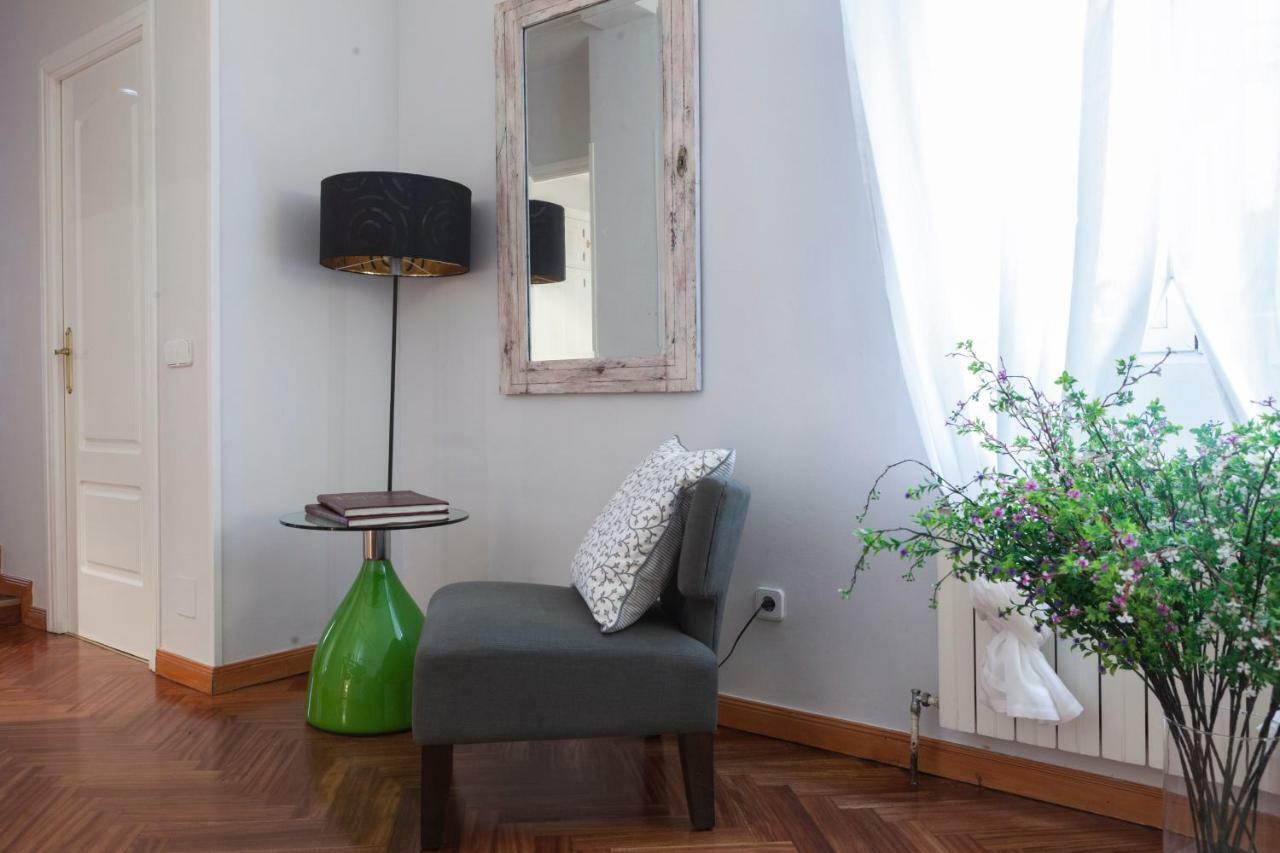 Appartamento Elegante piso junto al Museo del Prado Madrid Esterno foto