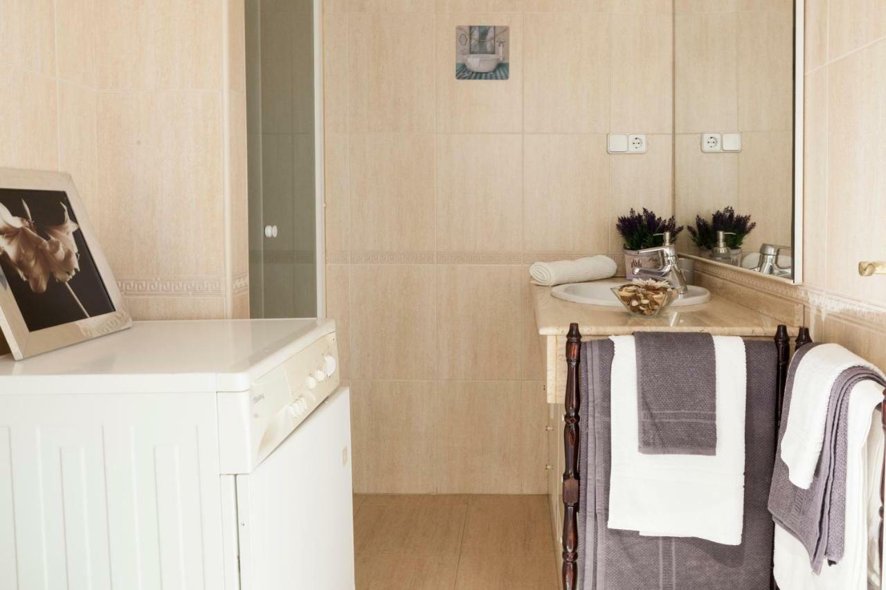 Appartamento Elegante piso junto al Museo del Prado Madrid Esterno foto