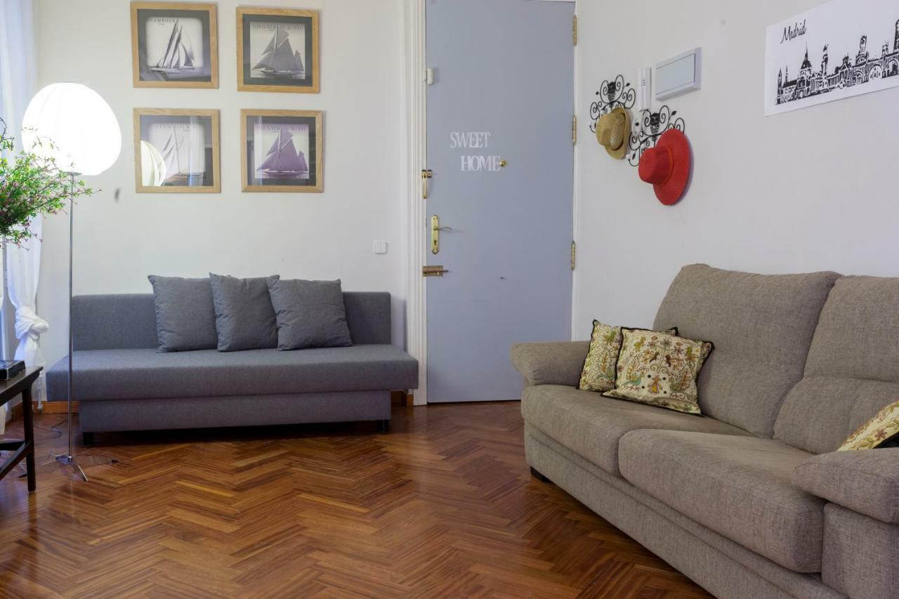 Appartamento Elegante piso junto al Museo del Prado Madrid Esterno foto